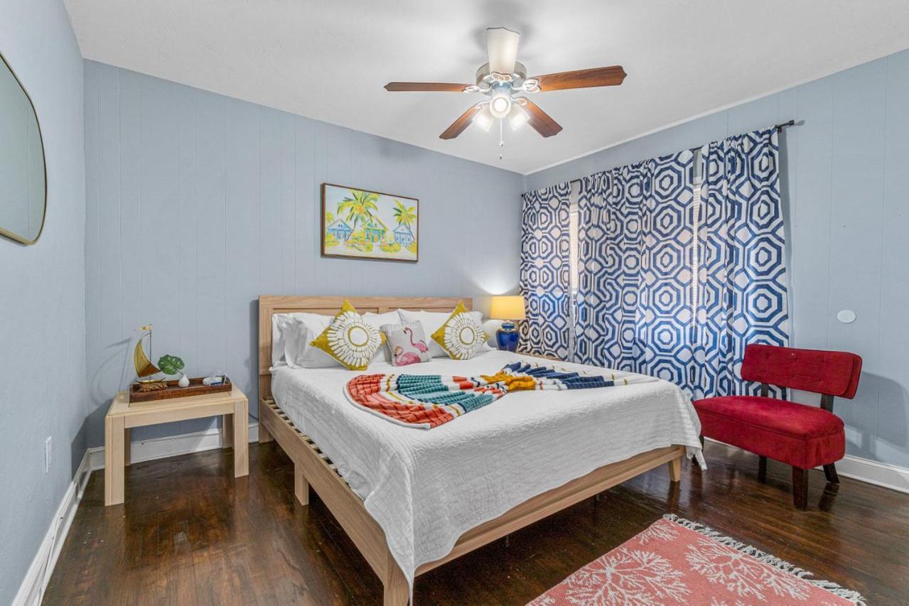 Steps To Beach & Downtown! Spacious Beach Bungalow #2 Lake Worth Beach Dış mekan fotoğraf