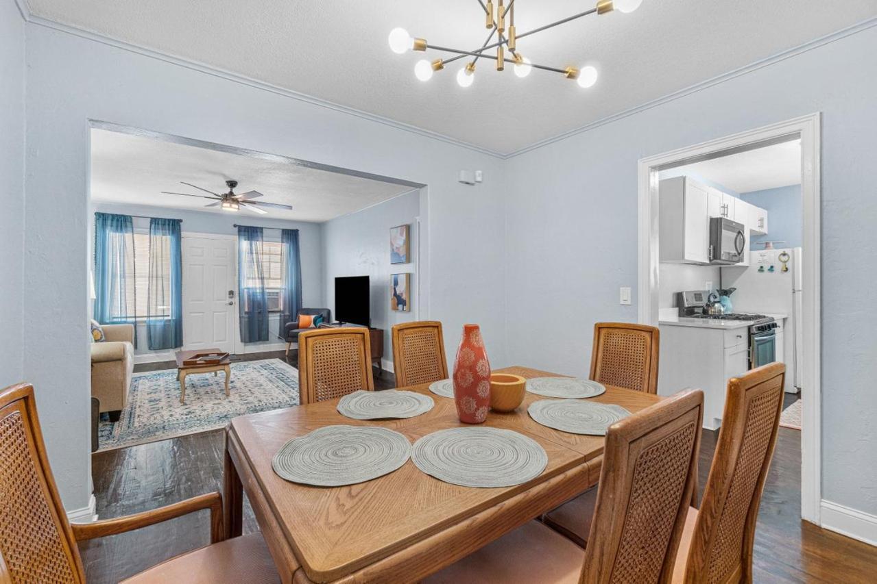 Steps To Beach & Downtown! Spacious Beach Bungalow #2 Lake Worth Beach Dış mekan fotoğraf